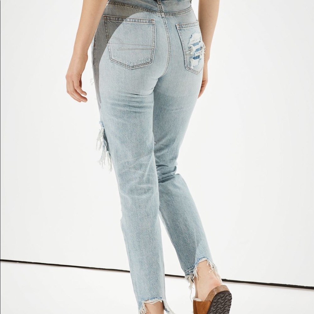 NWT American Eagle mom jeans - Picture 2 of 8
